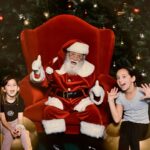 Marla Sokoloff Instagram - You better watch out…you better not cry. 🫣🎄🎅🏻 Happy Holidays from the Puro sisters!