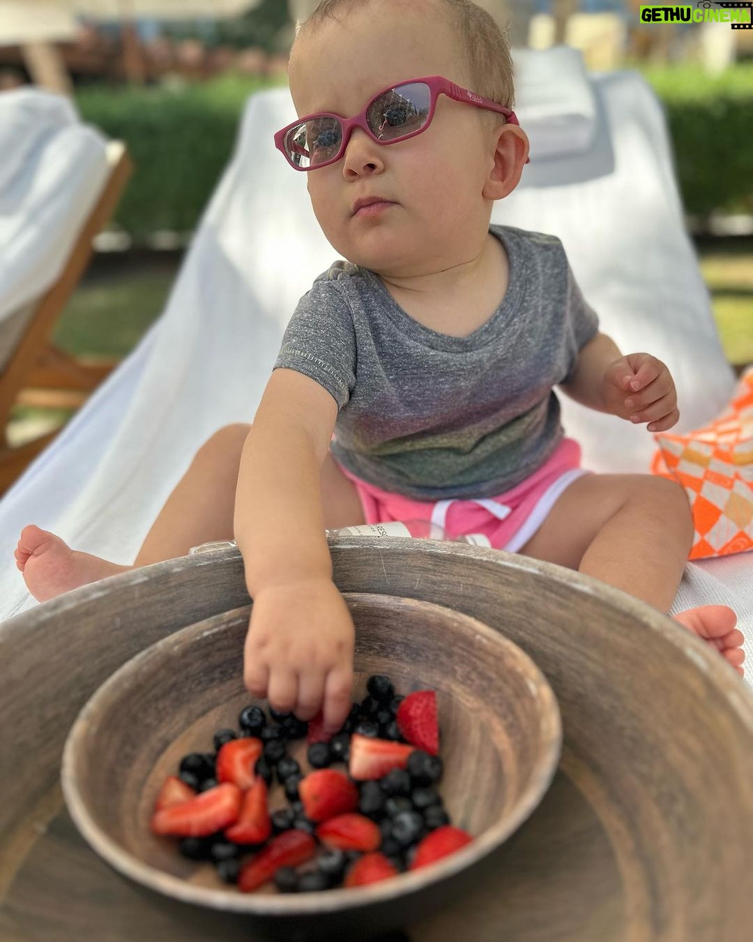 Marla Sokoloff Instagram - ☀️Vacation photo dump.☀️ . . #familyvacation #vacation #vacationphotos #summer #familyof5 #sisters #cabo #mexico