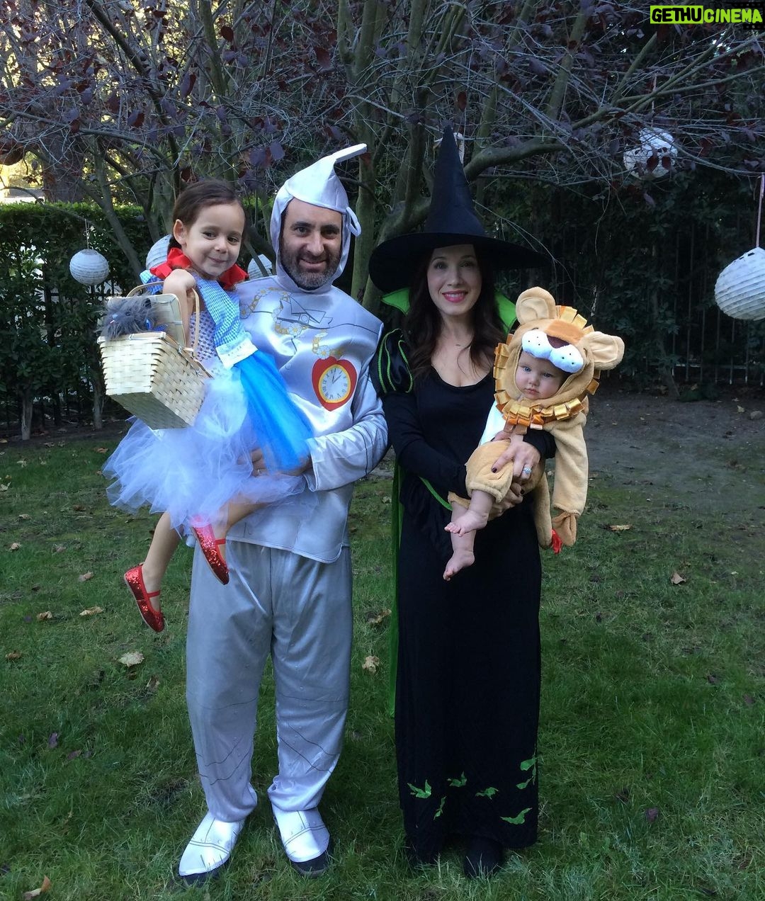 Marla Sokoloff Instagram - How will I embarrass @alecpuro this year? Any guesses? 🤭 #halloween