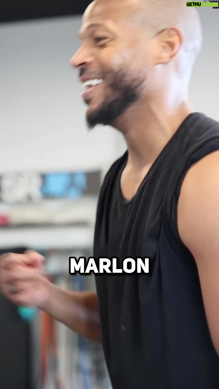 Marlon Wayans Instagram - Iโm in a verseโฆ mama i made it. ๐๐๐