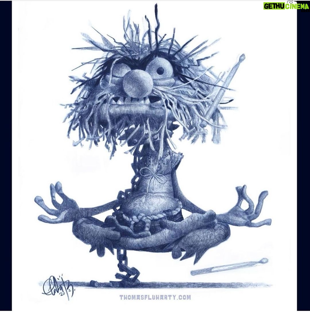 Marlon Wayans Instagram - I’m getting my first tattoo this week. I was so CRAZY in my youth… But I’m a lot more Zen now. Controlled chaos. Thoughts? But before you give me your thoughts -lithoing i asked for your thoughts…. FUCK YOUR THOUGHTS… now… thoughts? I was thinking to put it on my right calf… where should i put it. Where does it hurt least?