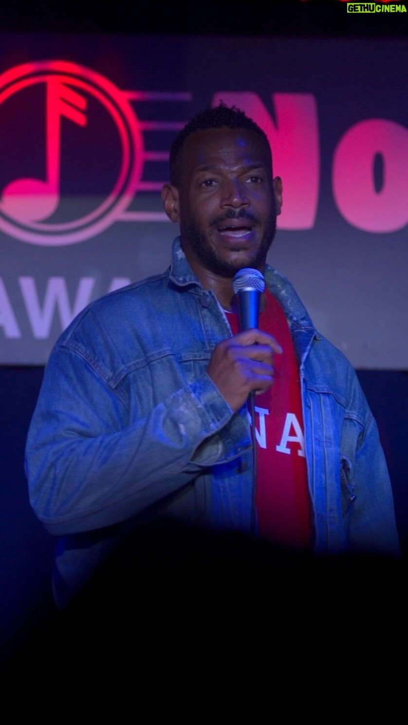 Marlon Wayans Instagram - Join the laughter with Marlon Wayans at Blue Note Hawaii, Feb 9 & 10! Secure your tickets for a night of pure comedic brilliance and don’t miss the chance to experience Marlon’s hilarious charm live on stage!
Presented by 93.9 The Beat (@939beat)