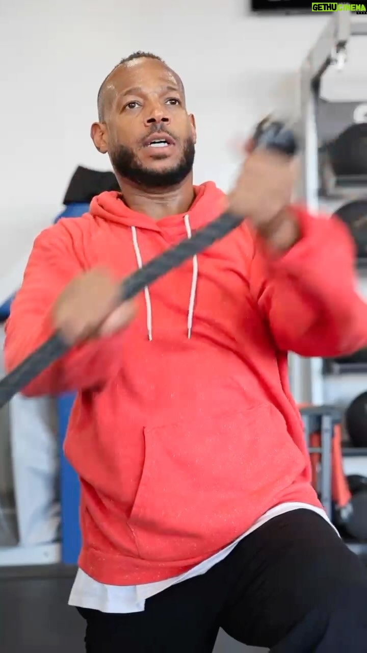 Marlon Wayans Instagram - Ever hate and love somebody at the same damn time… i bet they’re a trainer. We going hard!!!
