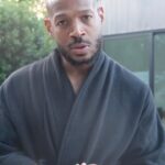 Marlon Wayans Instagram - My new years started in November!!! NYE IN ATLANTA @cocacolaroxy 7pm show!!! After party SUITS AND SNEAKERS AND DRESSES IN HEELS OR SNEAKERS @celaviatl PULL UP TONIGHT!!!! Next week I’m in AUSTIN @capcitycomedy Jan 5-7 Let’s go people. Love yall
