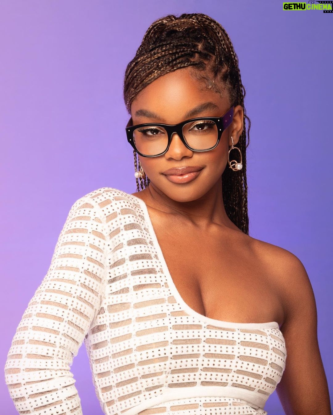 Marsai Martin Instagram - 🎁 HOLIDAY GIVEAWAY! 🎁 NEW DROP!! I curated some more really cute styles for this one, so I know everyone will find their perfect pair of eyeglasses, + sunglasses too! @glassesusa will be selecting FIVE winners, who will receive a FREE pair of glasses from my collection. #FourEyes are better than two. #GlassesUSA Here’s how to enter: 🤍 Like this post 🤍 Make sure you’re following me + @glassesusa 🤍Tag three of your friends in the comments Link in bio to shop the drop 😎 *No purchase necessary to enter or win the giveaway. Giveaway starts 11/01 at 12:00AM PST and ends 11/06 at 11:59PM PST. Entries must be received in that period of time in order to qualify. Giveaway is open to those who are 18+ years of age as of 11/06/2023. Winner will be announced via @glassesusa’s stories and will be sent a DM on 11/07/2023. Contest Terms and Conditions are online at https://www.glassesusa.com/contest-terms Please contact community@glassesusa.com with any questions on these terms and conditions.