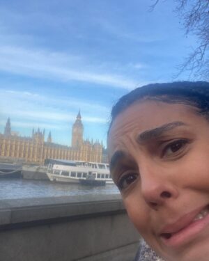 Marsha Thomason Instagram - Freezing my 🍑 off in London this morning. But boy do I love this city! 🇬🇧