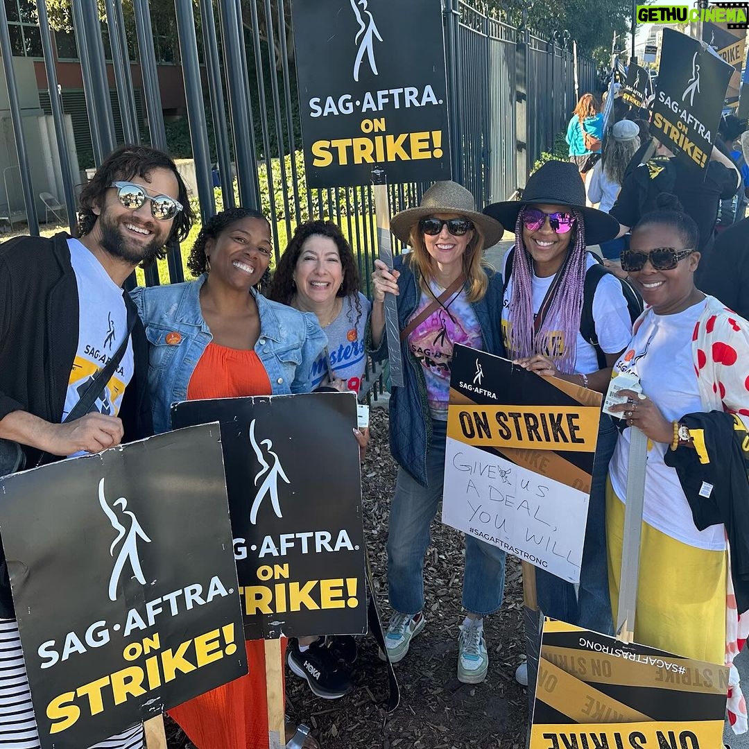 Marsha Thomason Instagram - Catching up with friends whilst making our voices heard today. #sagaftra #sagaftrastrong