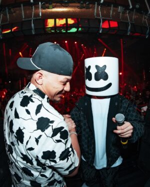 Marshmello Instagram - Congrats to the @chiefs on the back to back win and my brothers @patrickmahomes @killatrav @tommy_townsend , happy we were able to celebrate the dynasty properly at @xslasvegas last night!