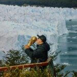 Martín Fabio Instagram - Feliz 2do messiversario Argentina🇦🇷 El que es campeón festeja donde y como quiere! @elcalafatetierradeglaciares @visionpatagonia 📸