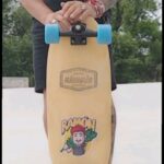 Martín Fabio Instagram – Y un día Ramón, se hizo skate! Ahora, a domarla! 🛹🛹🛹 Muchas gracias @simple_boards 🙏de Miramar al mundo! #surfskate 
(Pedísela a Papá Noel, no te quedes con las ganas 😀) Industria Argentina 🇦🇷 @riberaskateparkquilmes