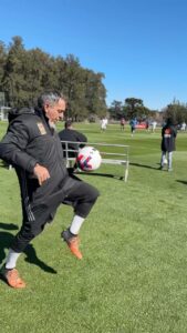Martín Fabio Instagram - El @monokpg en acción. @parenlamanok vs @afa_estudio