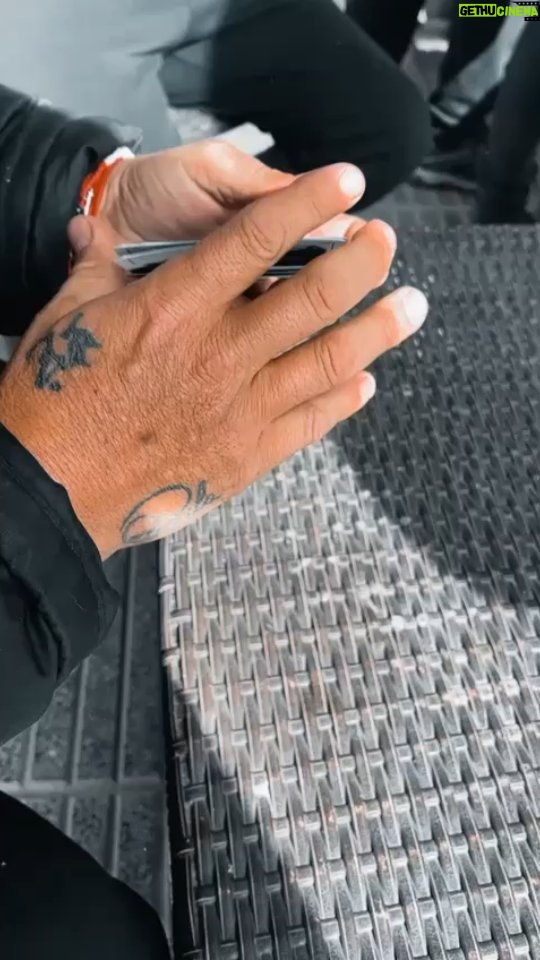 Martín Fabio Instagram - Hoy celebramos #a25añosdelarealidad en @elvisriocuarto Ya llegamos a la concentración, nos vemos al rato!