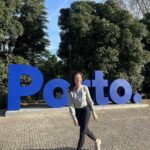 Marta Andrino Instagram - Começo Fevereiro a recordar Janeiro: 1. Começámos o ano em Espanha, cidade que sou apaixonada, com muita diversão 2. Terminei 58 espectáculos de “Trair e Coçar é só começar” no Casino de Lisboa 3. Realizámos mais um sonho @frederico_amaral_ 4. Mascarei-me no “Festa é Festa”, onde continuo a ser uma Fatinha muito feliz 5. Sigo forte no Pilates com a @sentires_margarida_rito 6. Continuo a cuidar de mim sempre com a @marciainunes 7. A nossa @casafamiliaacoriana foi avaliada 8. Celebrei o aniversário do pai 9. Cheguei ao Porto onde vou estar 5 semanas no Teatro Sá da Bandeira e fiz mais kms num fim‑de‑semana do que faço num mês 10. O vídeo mais fofo que vão ver hoje, da autoria no meu filho António