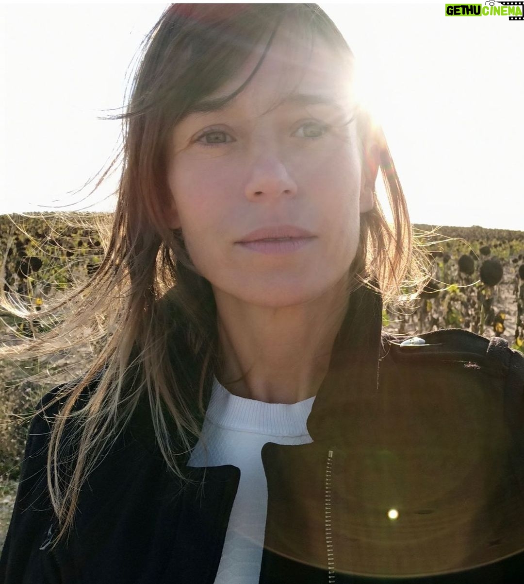 Marta Etura - 2.4K Likes - SUNDAY ☀️