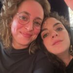 Martha Nowill Instagram - Essa viagem, além de um respiro importante, (aquelas tomadas de ar que a gente pega antes de atravessar um piscina semi-olímpica, aqui no caso a piscina é só a vida mesmo), foi tb um reencontro com minha cidade (eu morei em Paris por quatro anos qdo era pequena) e um encontro com pessoas queridas e especiais. O @luizfcbraga viajou pensando que era uma lua de mel, mas eu tava num relacionamento mais aberto mesmo. @#😱❤️Merci mes amis @fernandoeichenberg @jsuaudeau @eulusoares @carolalckmin @azevedo_cica @patacamposmello @mariafernandacandidooficial e Maria! Hôtel du Nord