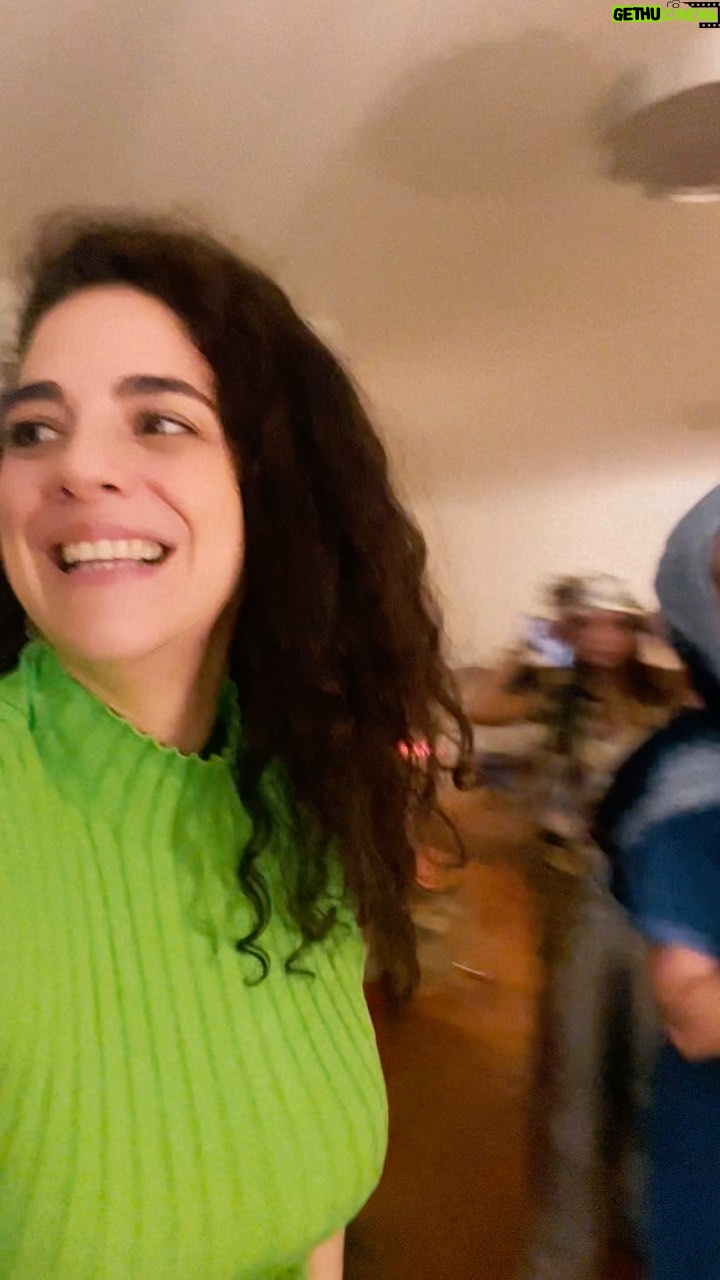 Martha Nowill Instagram - Nesta manhã de natal, um pedaçinho do nosso ensaio pra a noite feliz 🎶