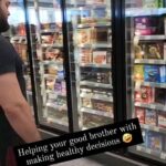 Martin Casaus Instagram - Accountability partners suck sometimes @deyvan_torres !! I want ice cream!!! @halotopcreamery your my only healthy hope. Who is your accountability partner? And what do they keep you from? #MartinCasaus #Mcfitness Salt Lake City, Utah