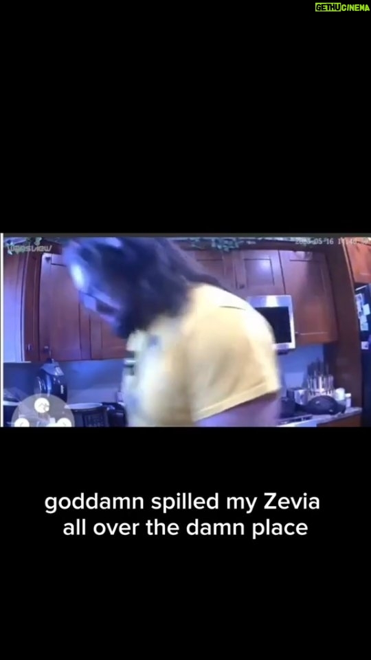 Martin Casaus Instagram - Cooking and meal prepping on stream with the community has been super fun! I'm still clumsy sometimes so me cooking is another story..... Me spilling my @zevia is just a sad story. I used to drink 5 or more sodas a day. Delicious...but not healthy for feeling great or life longevity. SO MUCH SUGER. I've stopped drinking sodas COMPLETELY now and won't lie have gone on a straight water and Zevia diet. I feel so much better day to day and can see my abs again. Yay health hacks Twitch.tv/MartinCasaus Do you meal prep? Come join us! Or how do you decide your diet? Salt Lake City, Utah