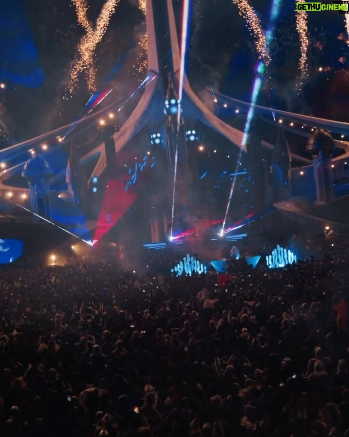 Martin Garrix Instagram - Sau Paulo I’ve got nothing but love for you!! 4 days here and I still don’t want to leave. thank you @tomorrowlandbrasil ❤️ São Paulo, Brazil