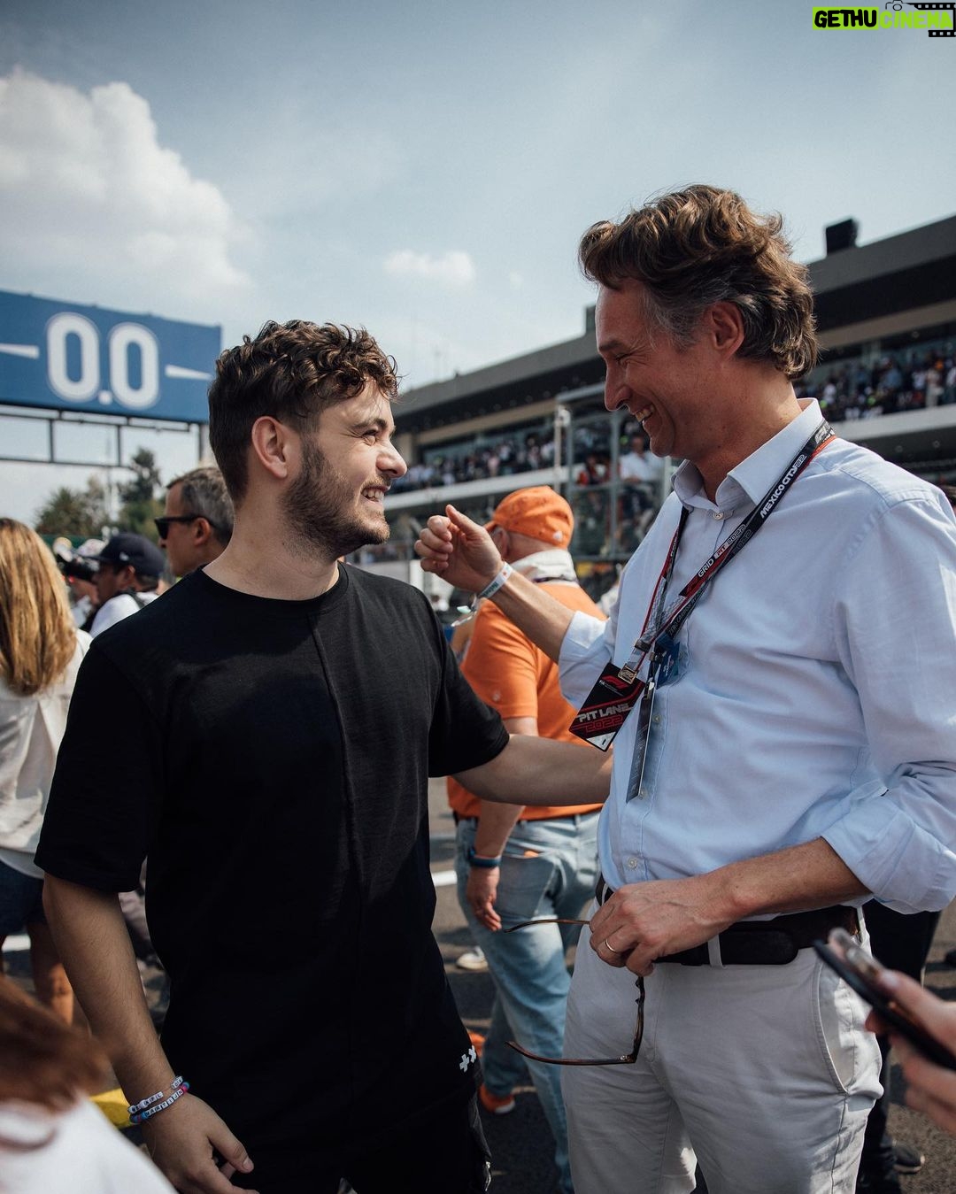 Martin Garrix Instagram - super excited for @f1 together with @heineken!!