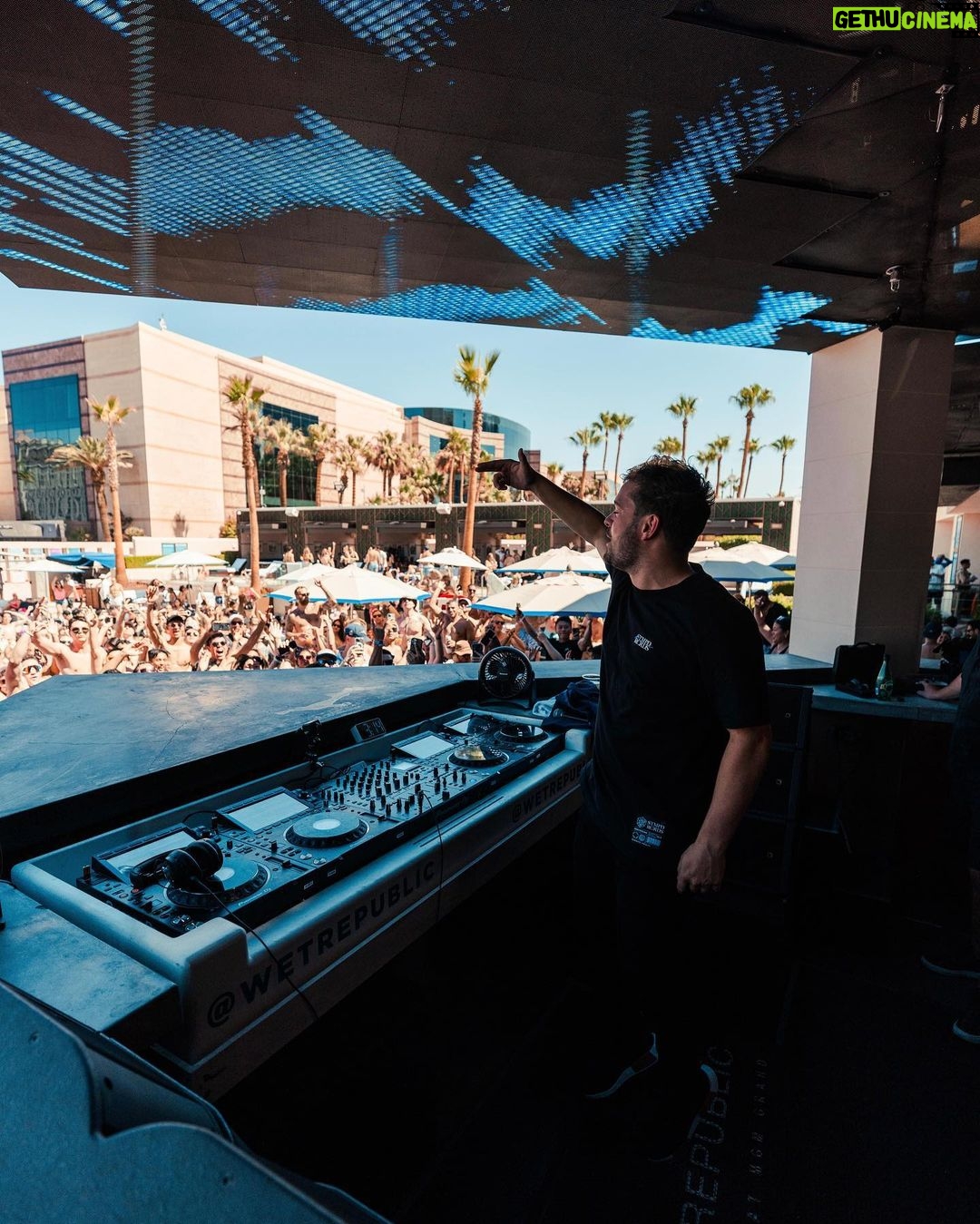 Martin Garrix Instagram - Very hot weekend in Vegas Las Vegas, Nevada
