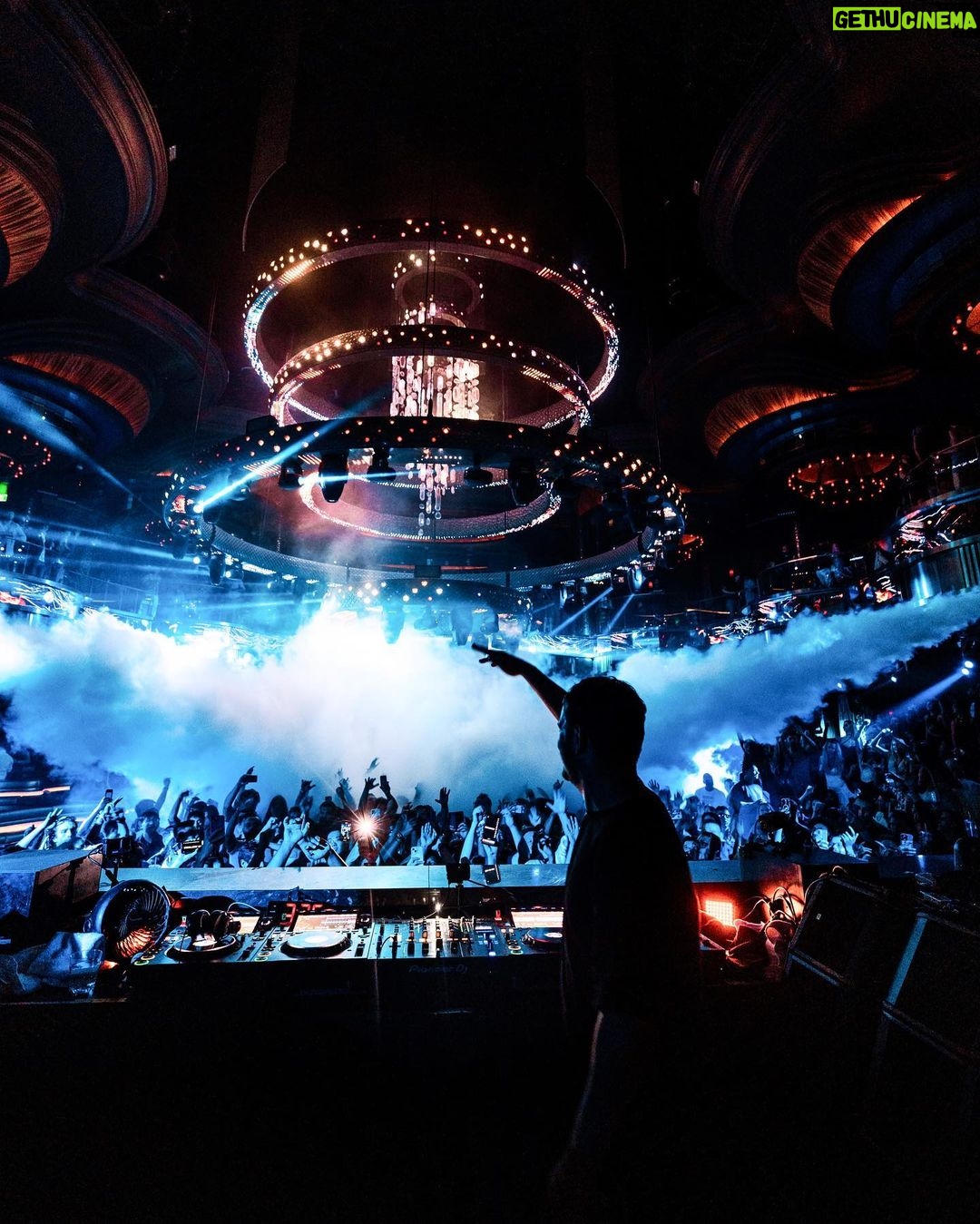 Martin Garrix Instagram - Very hot weekend in Vegas Las Vegas, Nevada