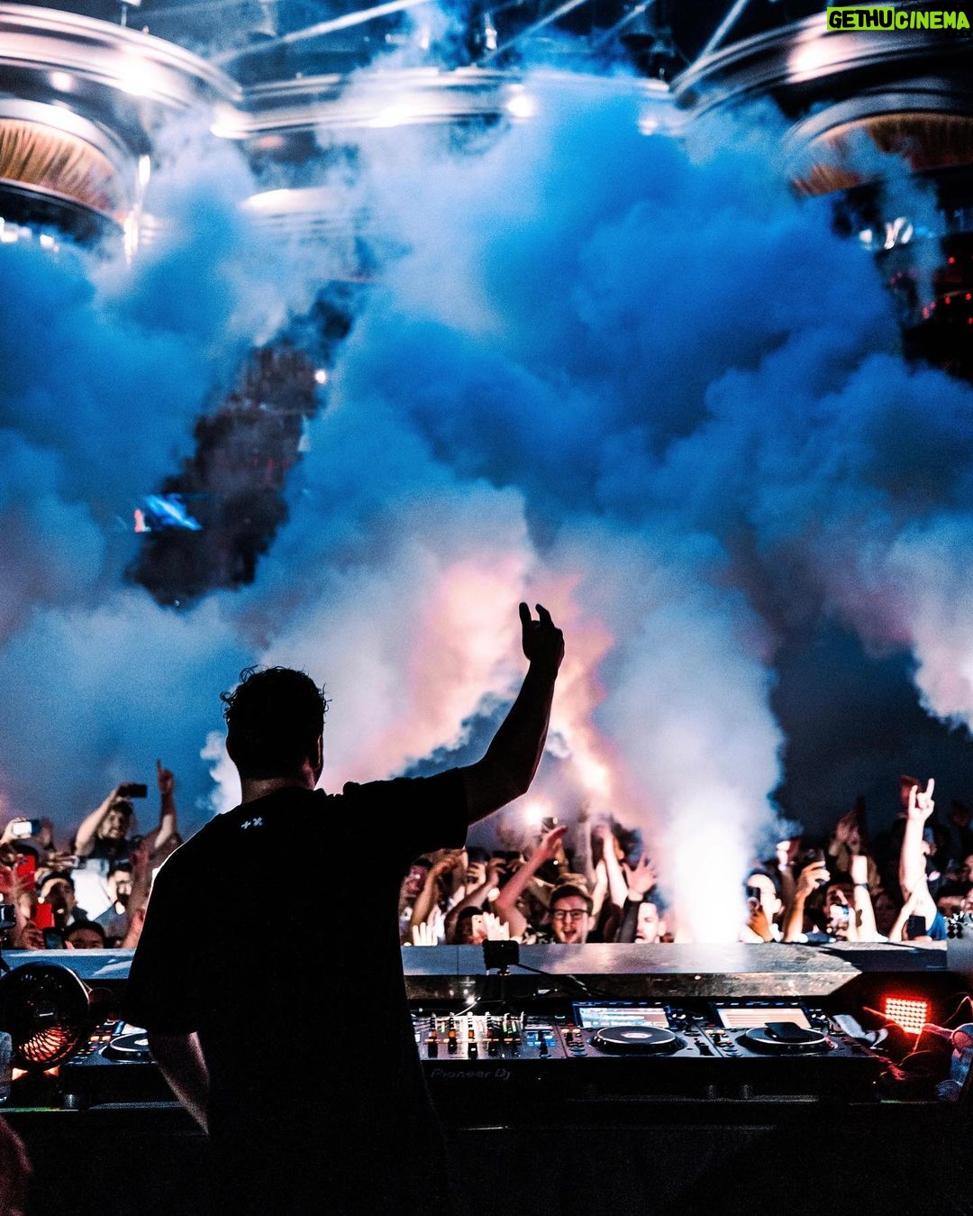 Martin Garrix Instagram - Very hot weekend in Vegas Las Vegas, Nevada