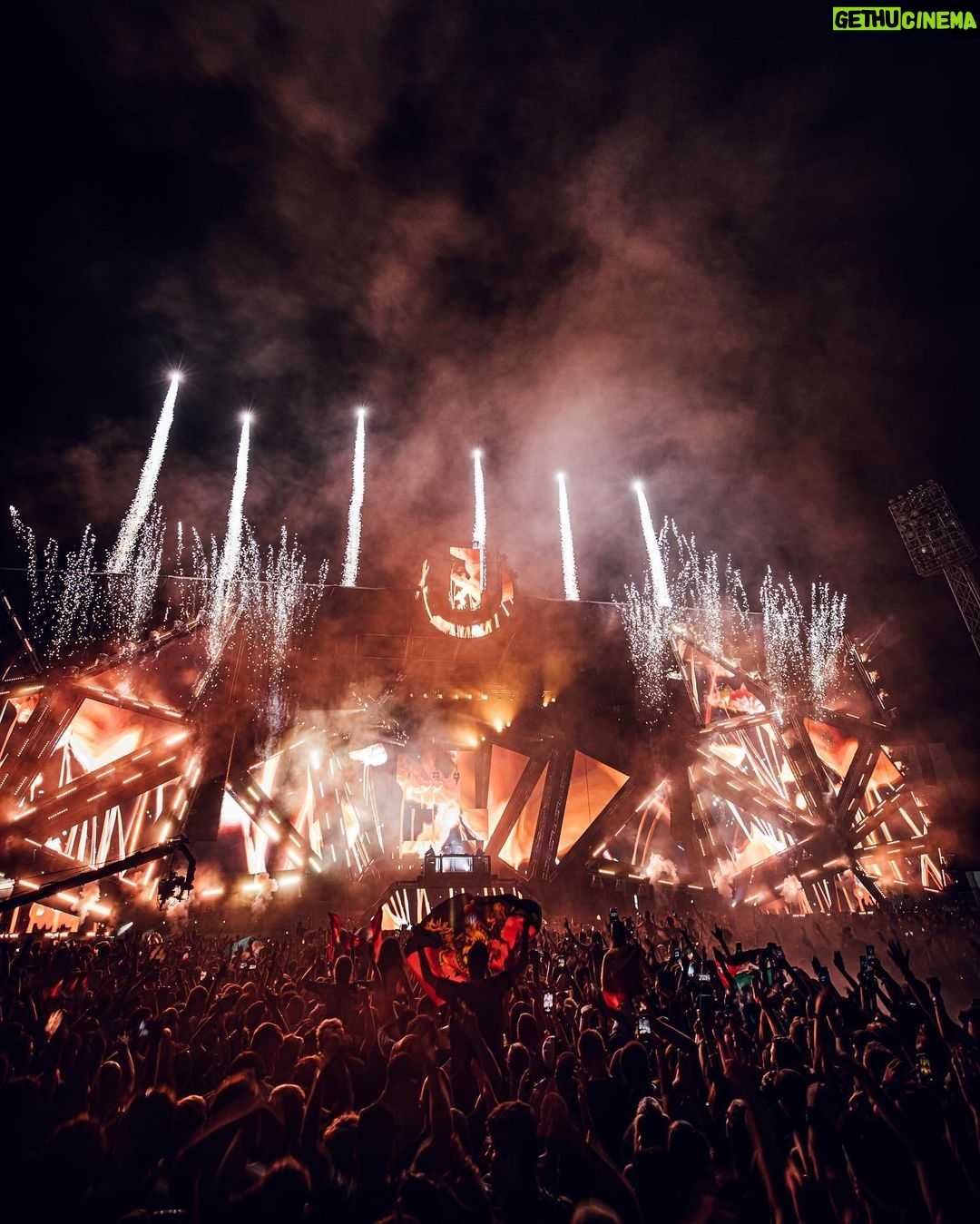 Martin Garrix Instagram - WOW!! @ultraeurope thank you for the energy ❤️ so much fun Ultra Europe