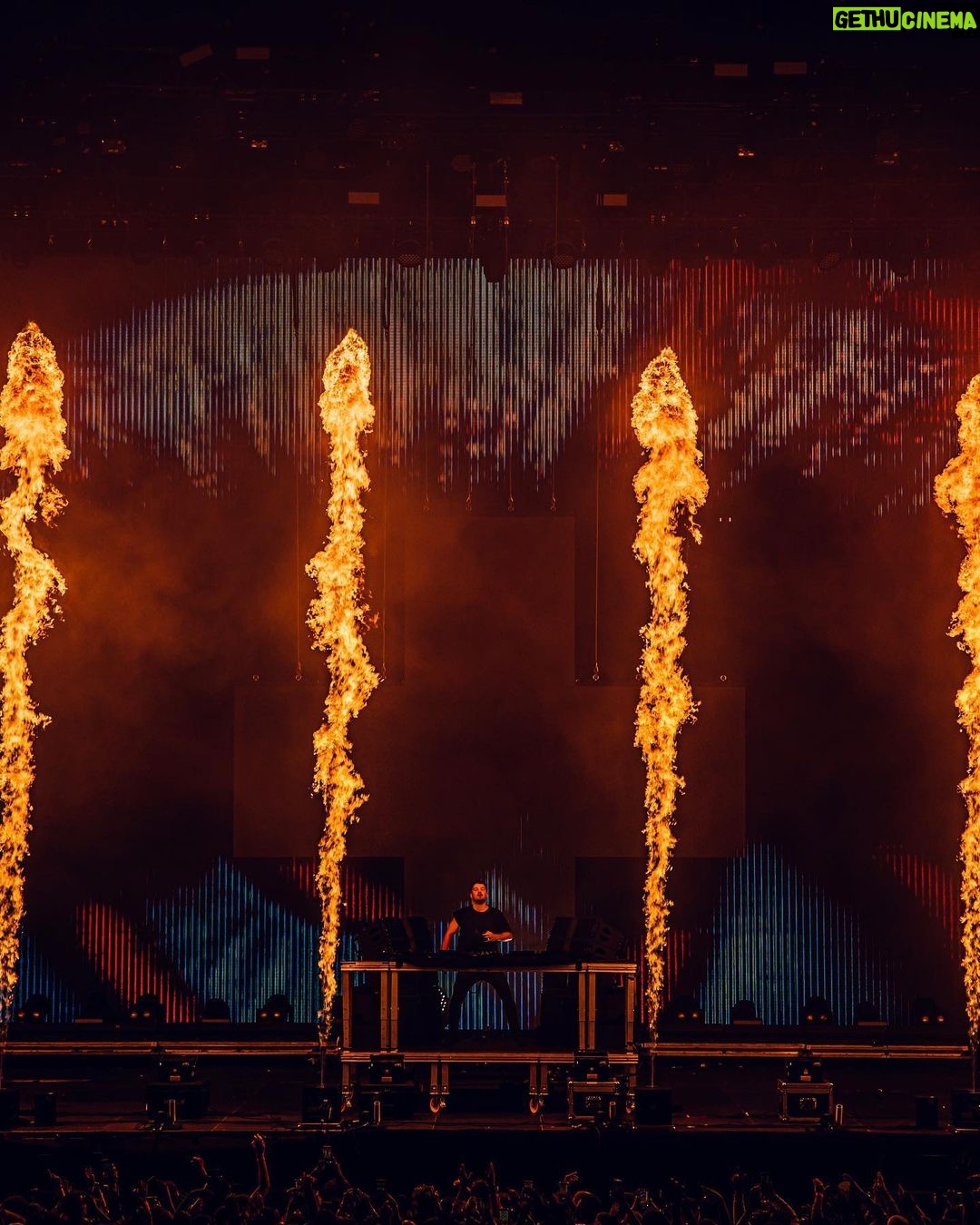 Martin Garrix Instagram - incredible day & night in Santiago de Compostela.. lots of love! thanks for all the dancing ❤️ Santiago de Compostela, Spain