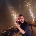 Martin Garrix Instagram - incredible night in Valladolid ❤️❤️❤️ muchas gracias +x Simancas Villa de la Música