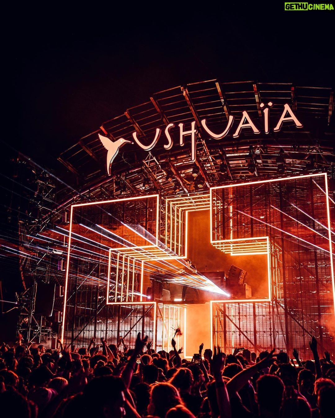 Martin Garrix Instagram - THURSDAYS @ushuaiaibiza wowowow thanks for the energy last night! see you next week ❤️ Ushuaïa Ibiza