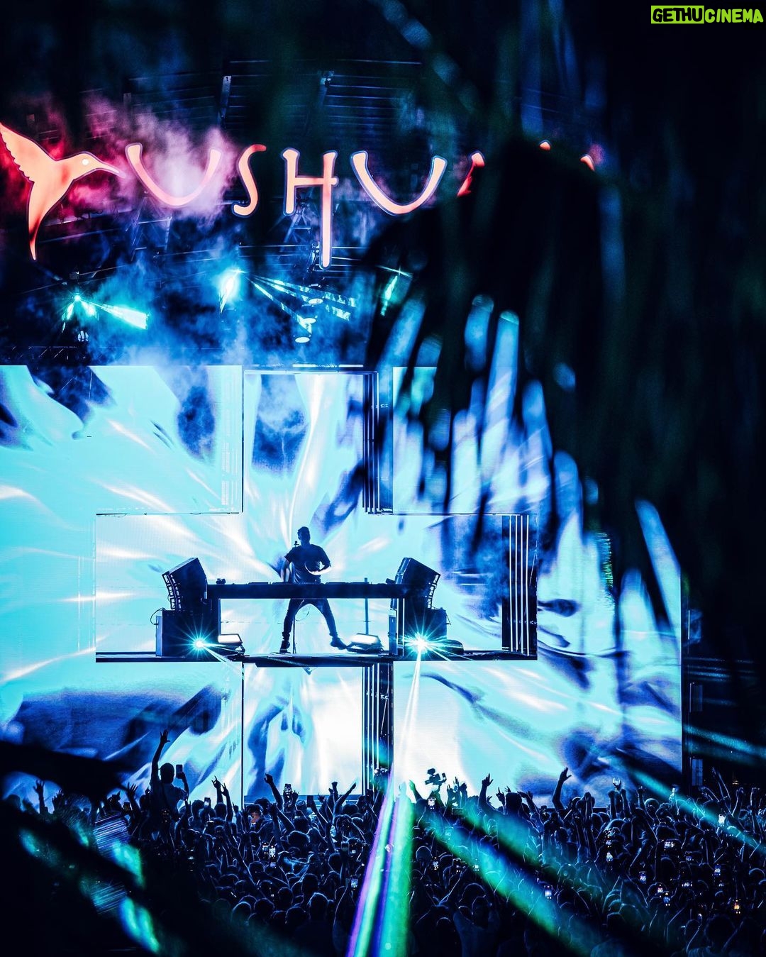 Martin Garrix Instagram - THURSDAYS @ushuaiaibiza wowowow thanks for the energy last night! see you next week ❤️ Ushuaïa Ibiza