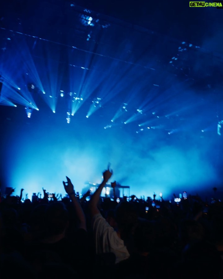 Martin Garrix Instagram - Brooklyn Mirage night 2 HOLY SHIT thanks for the energy ❤️❤️ can’t believe whats happening!! round 3 tonight The Brooklyn Mirage