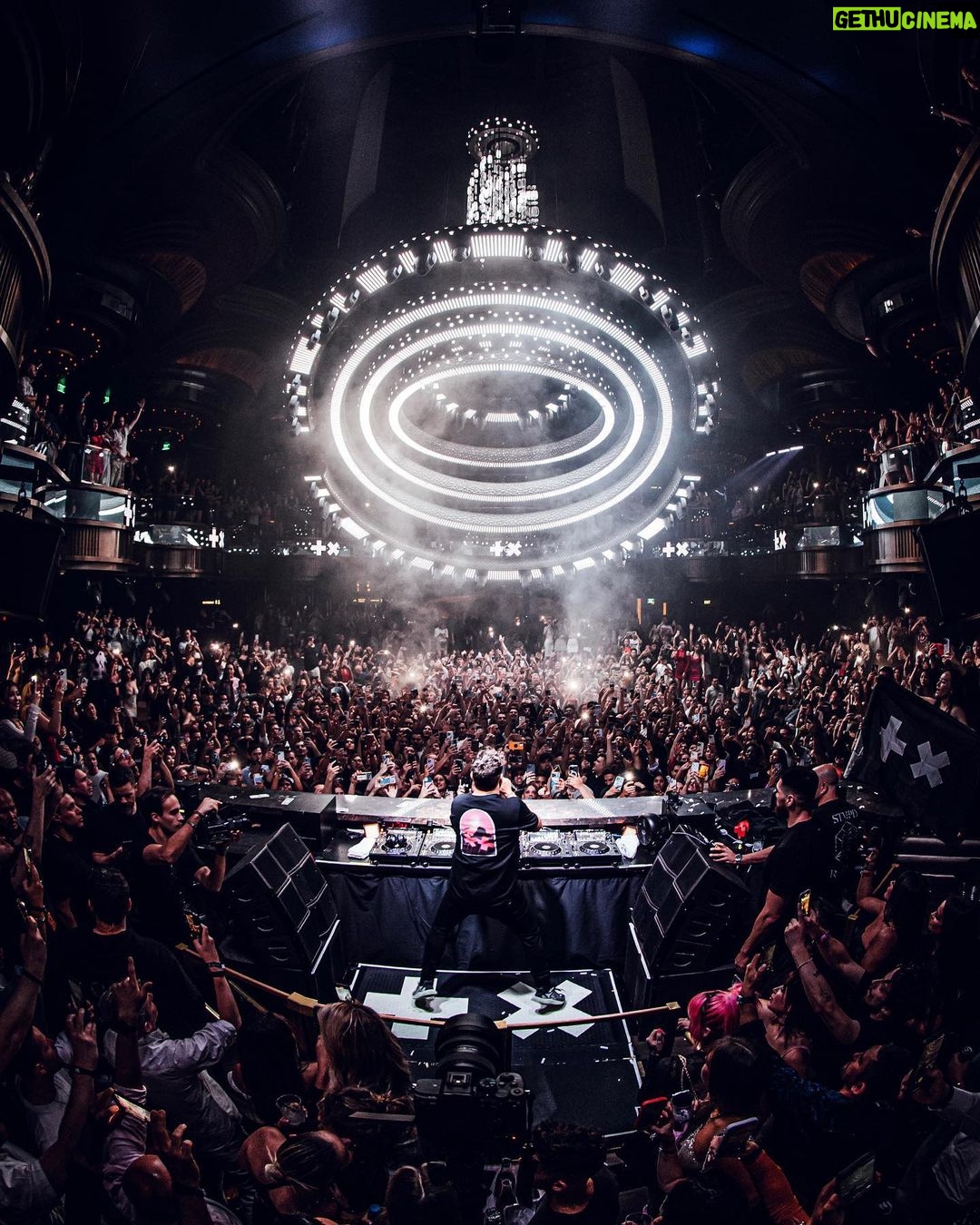 Martin Garrix Instagram - 4 shows in 5 days.. and wow what a weekend. thanks for the energy ❤️ EDC Las Vegas
