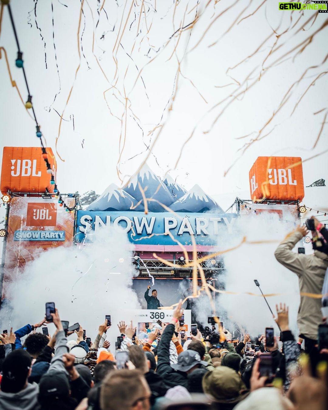 Martin Garrix Instagram - Thank you @jblaudio_eu & @360valthorens for the incredible day! ❤️❤️ Val Thorens