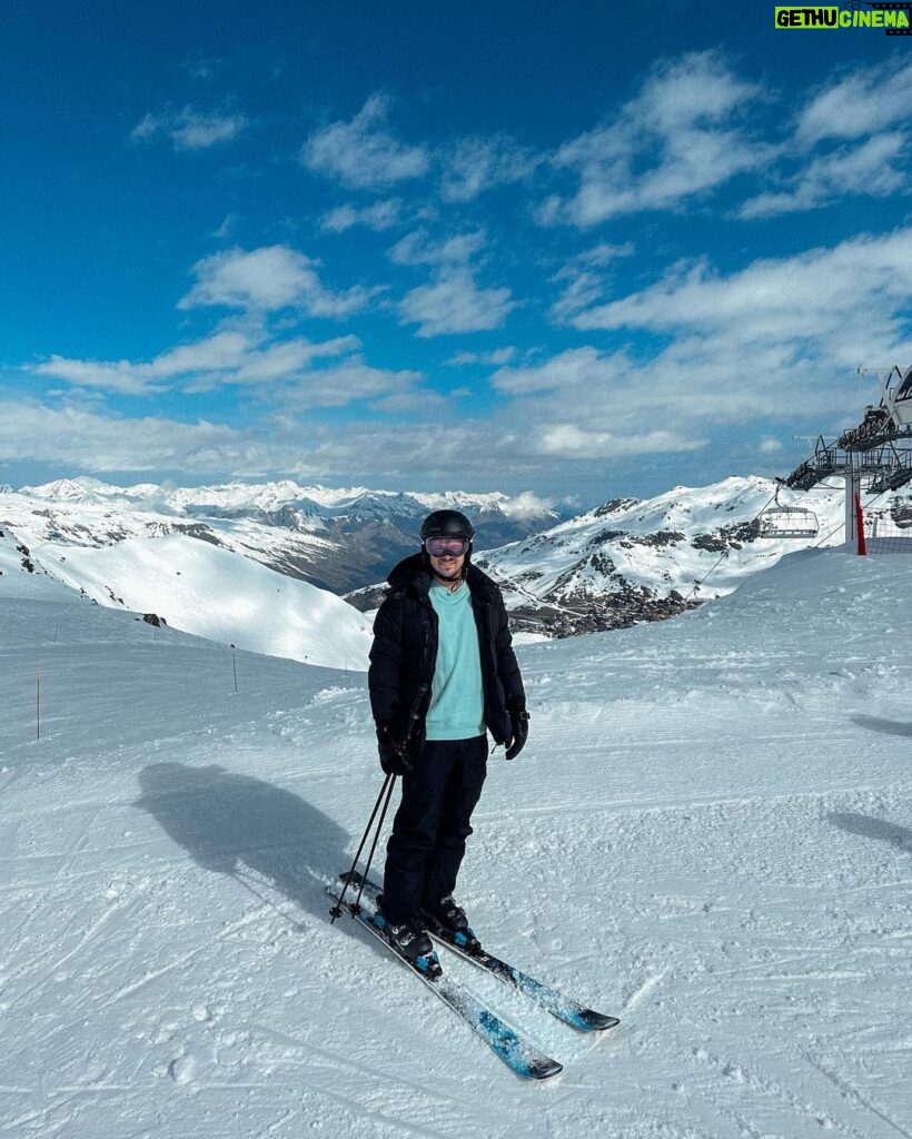 Martin Garrix Instagram - Thank you @jblaudio_eu & @360valthorens for the incredible day! ❤️❤️ Val Thorens