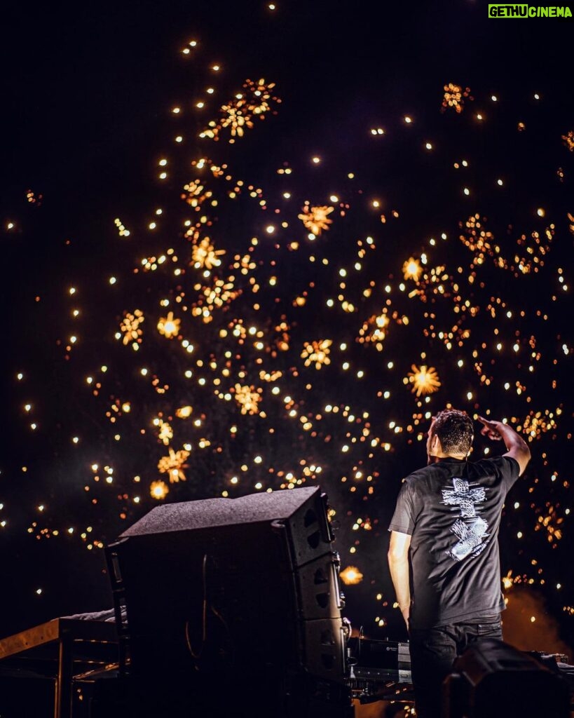 Martin Garrix Instagram - Taiwan I’ve missed you guys, thank you for last night @ultrataiwan ❤️❤️ Taipei, Taiwan