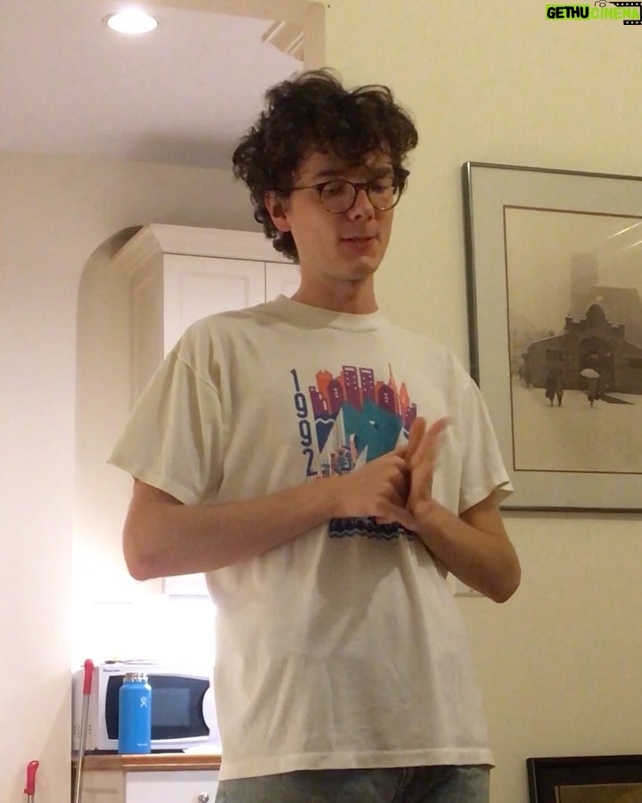 Martin Herlihy - 1.4K Likes - Tried telling my roommates that I have COVID but got too embarrassed