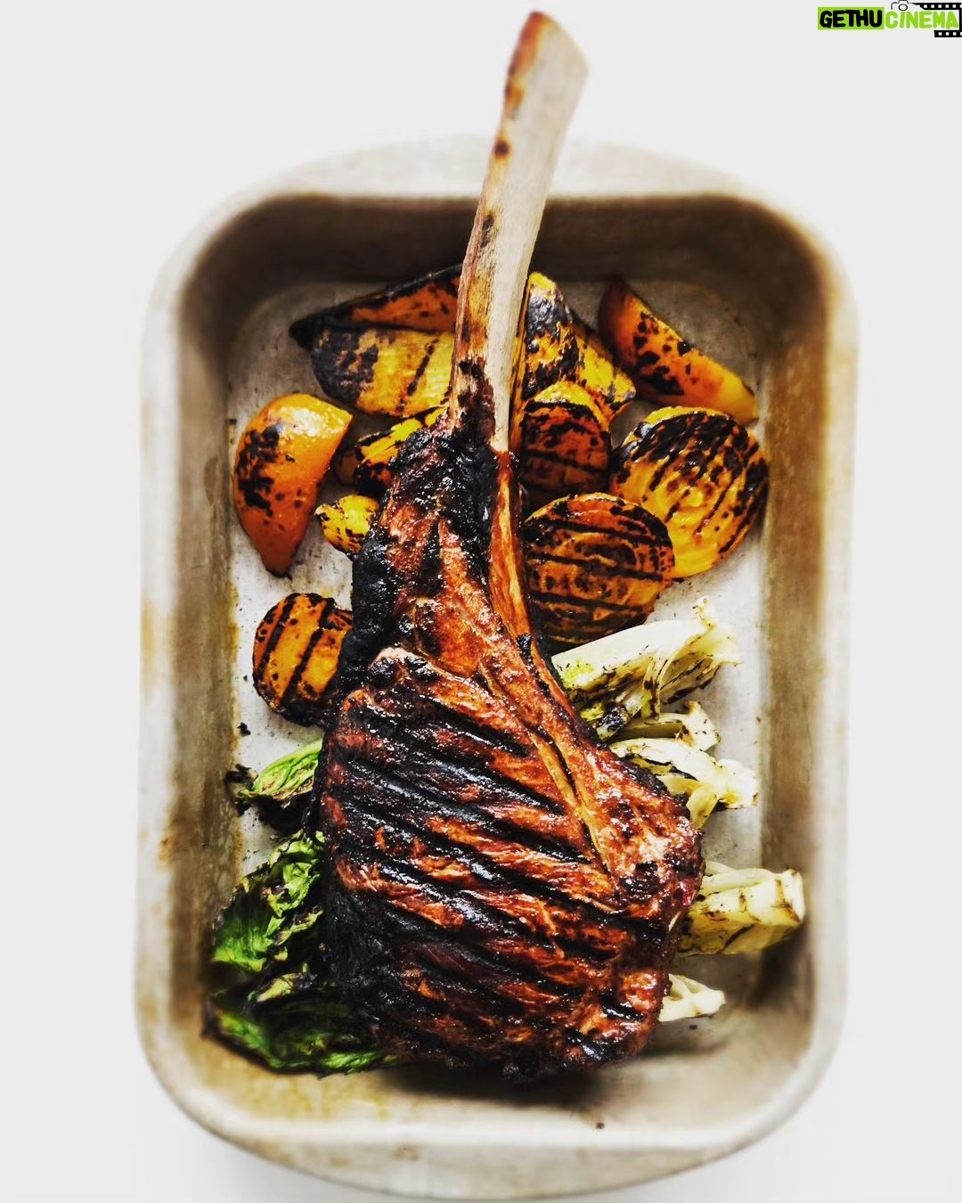 Martin Juneau - 117 Likes - Tomahawk, betteraves jaunes et romaines chargrilled.
🥩
🥬
🔥