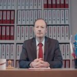 Martin Sonneborn Instagram - Wir waren schon gegen die AfD, als es noch nicht cool war... Smiley! PS: Den AfD-Blocker gibt es nach wie vor im PARTEI-Shop (bzw. auf der PARTEI-Seite). Und allerlei Anti-AfD-Aufkleber. Hinweis: Wir nehmen keine Bestellungen aus Ministerien und dem Kanzleramt entgegen.