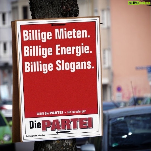 Martin Sonneborn - 6.6K Likes - Wahlkampfstart in Bayern. Wir schlagen Söder mit seinen eigenen Waffen...