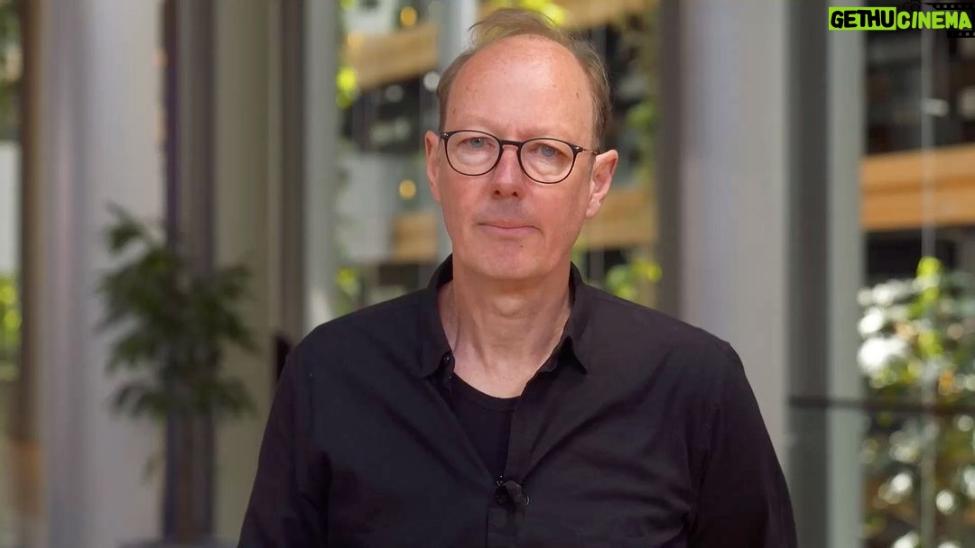 Martin Sonneborn - 9.7K Likes - Noch jemand auf freiem Fuß, da draußen?
1 kurzer Zwischenruf aus dem EU-Parlament:
https://youtu.be/J4lPS-C_5Eg