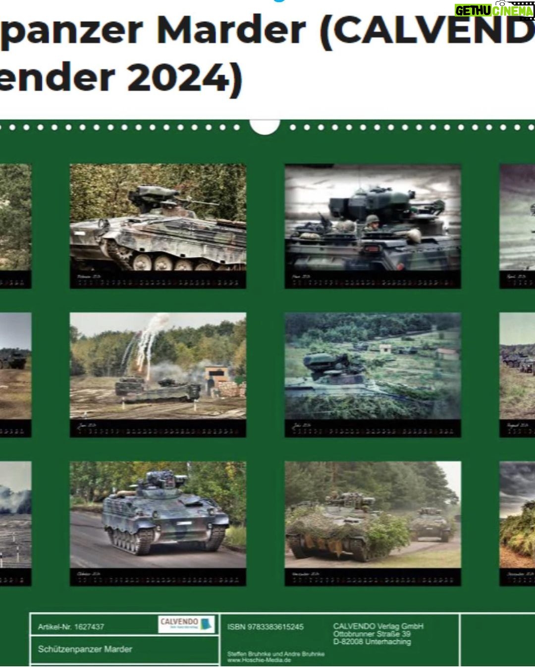 Martin Sonneborn Instagram - Überlege gerade, welchen Kalender ich mir 2024 an die Wand nageln soll… Präferenzen?