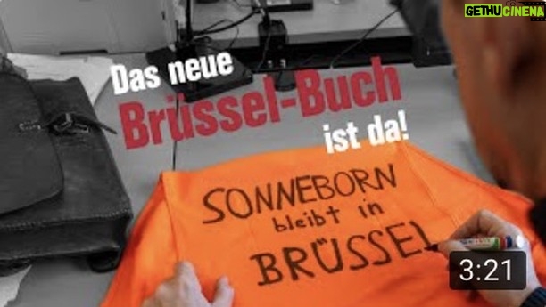Martin Sonneborn Instagram - "Herr Sonneborn bleibt in Brüssel" Trockene Politdokumentation auf analogem Datenträger ("Buch"). Ab 8. Februar erhältlich. Europa nicht den Leyen überlassen! https://youtu.be/kWEXzwn62ek