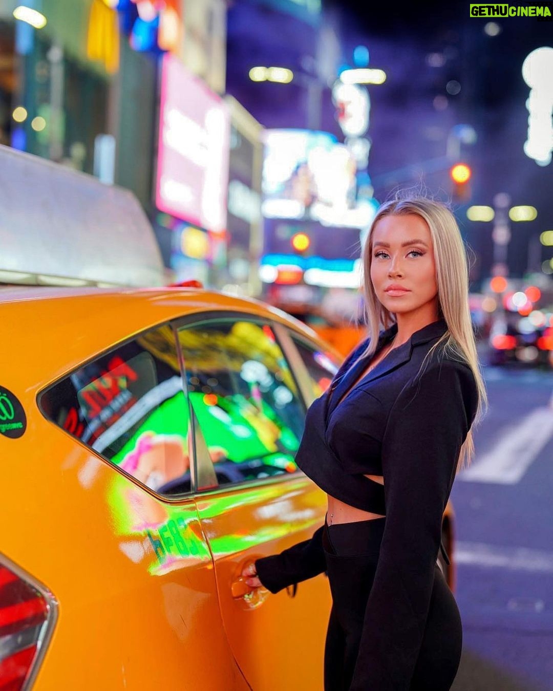 Martine Lunde Instagram - Om litt over en måned er jeg her igjen!! New York City