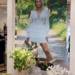 Martine Lunde Instagram – Annonse @kouture_no 🌸 30 minutter igjen til kjolene slippes på Kouture.no!!!!! Takk til alle som kom på eventet i butikk🤍🤍