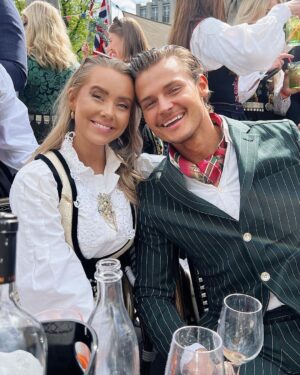 Martine Lunde Instagram - Håper dere hadde en super feiring i går🇳🇴🇳🇴