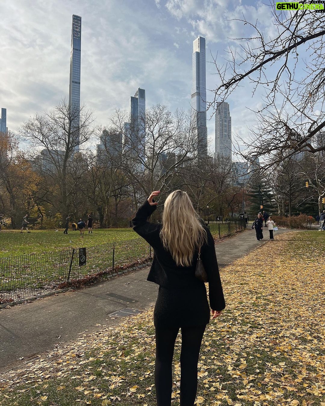 Martine Lunde Instagram - 🤍🤍 Central Park, New York