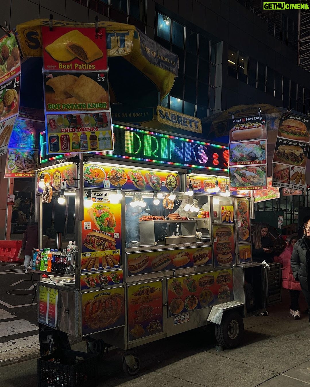 Martine Lunde Instagram - Endelig tilbake i favorittbyen🗽 Times Square, New York City