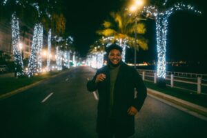 Marvin Pellegrino Instagram - Bonne année 2022 à tous! 
Que vos vies puisse être en adéquation avec vos envies. Lâchez pas vos objectifs même si c’est dur. merci à tous ceux qui ont fait de mon année une expérience inoubliable, je m’épanouis dans mon travail sur tous les projets où j’ai pu être cette année. Je vie ce rêve et j’ai encore plein de choses à accomplir.. pour vu que ça dure ⭐️❤️ 🙏 Que du bonheur 🍀 @amen.three 📸